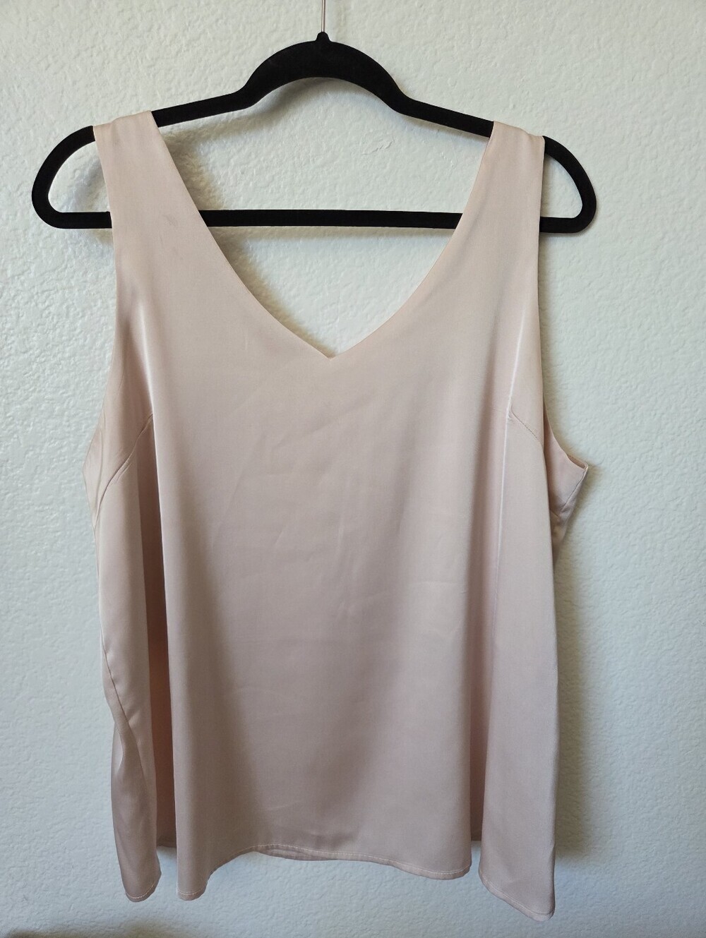 Ekouaer V-Neck Sleeveless Blouse Women's Size Xlarge Champagne
